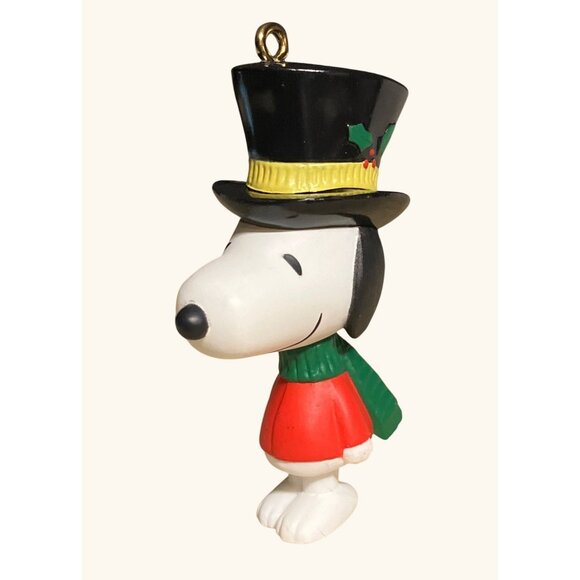 Hallmark Keepsake Ornament Snoopy A Charlie Brown Christmas Figurine - Picture 2 of 10